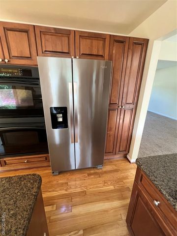 45475 Irvine Drive, Novi, MI 48374