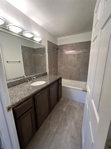 45475 Irvine Drive, Novi, MI 48374