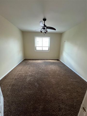 45475 Irvine Drive, Novi, MI 48374