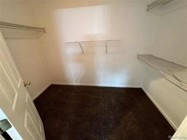 45475 Irvine Drive, Novi, MI 48374