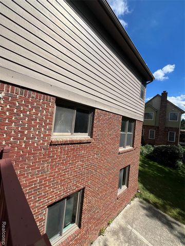 45475 Irvine Drive, Novi, MI 48374