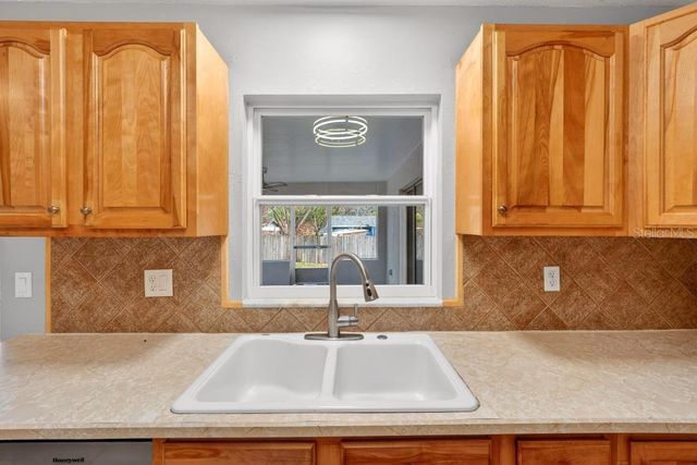 157 ALHAMBRA AVENUE, Altamonte Springs, FL 32714