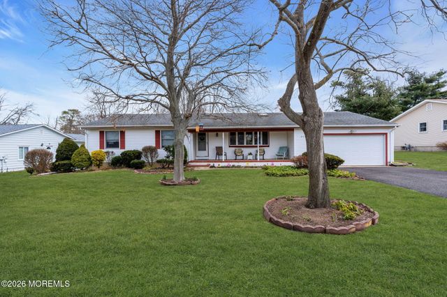 349 Kildare Drive, Toms River, NJ 08753