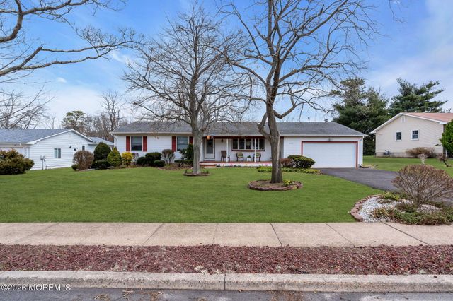 349 Kildare Drive, Toms River, NJ 08753