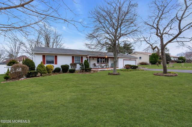 349 Kildare Drive, Toms River, NJ 08753