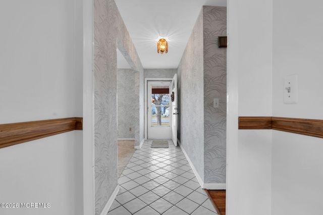 349 Kildare Drive, Toms River, NJ 08753