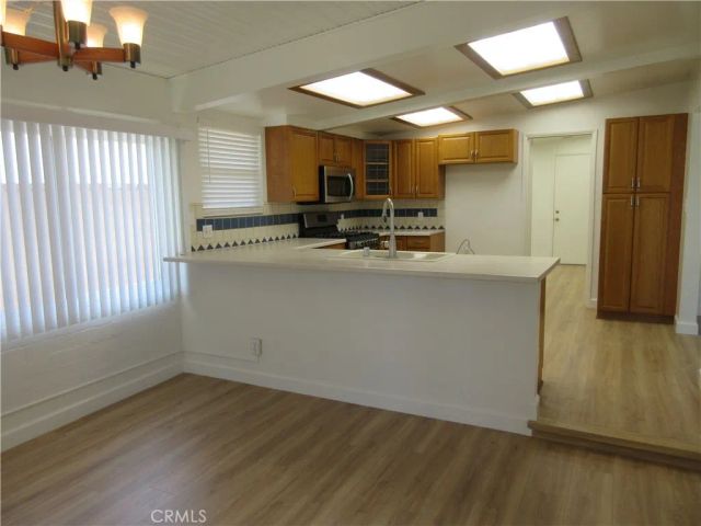 10818 Paso Robles Avenue, Granada Hills, CA 91344