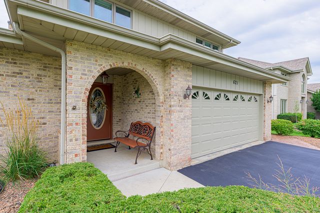 621 Vanderbilt Drive, New Lenox, IL 60451