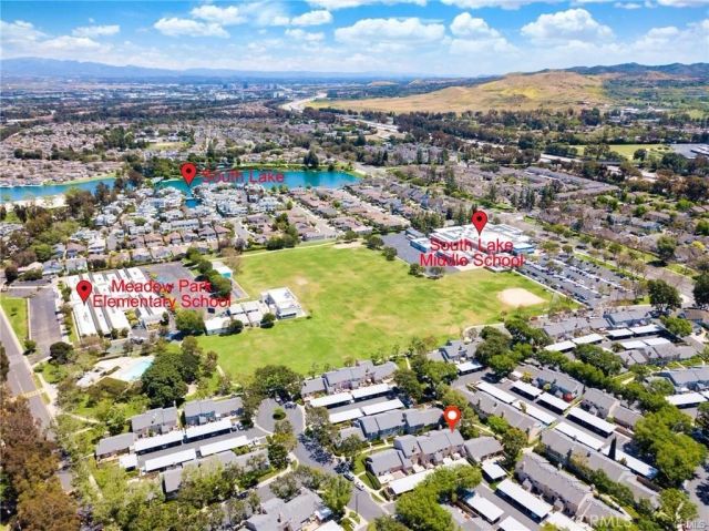 52 Greenbough, Irvine, CA 92614