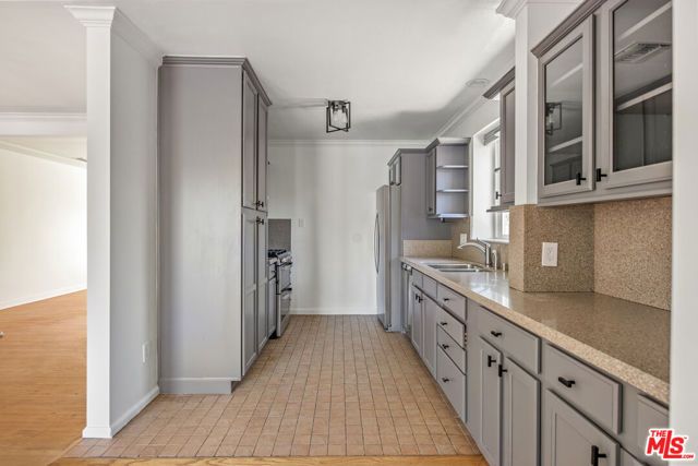 12219 Hatteras Street, Valley Village, CA 91607