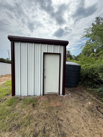 4724 N University Drive, Denton, TX 76208