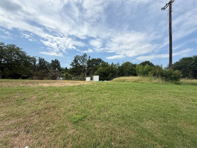 4724 N University Drive, Denton, TX 76208