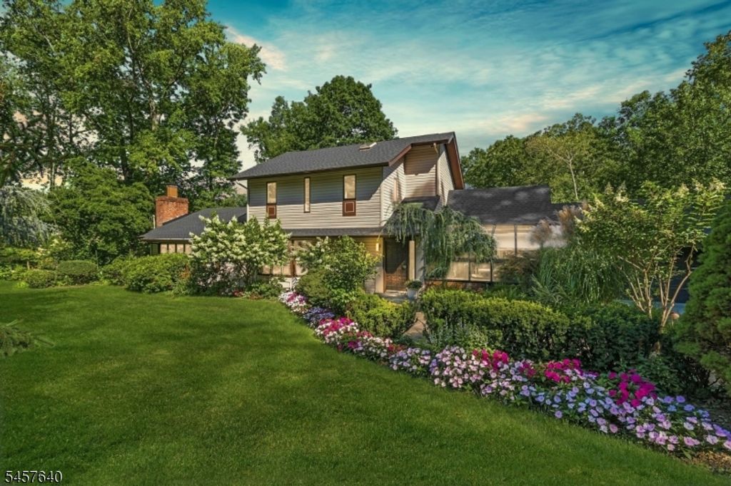 343 Sunset Rd, Pequannock Twp., NJ 07444 — exterior