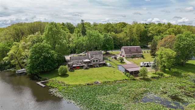 25942 Dutch Settlement Street, Dowagiac, MI 49047