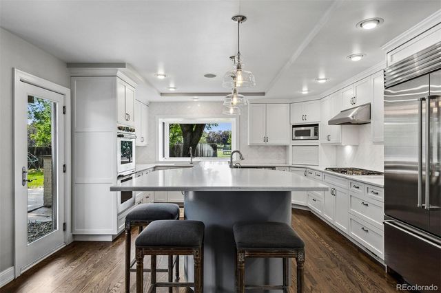 16 Vista Road, Cherry Hills Village, CO 80113