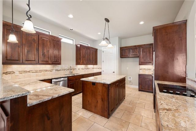1 Chandon LN, Lakeway, TX 78734