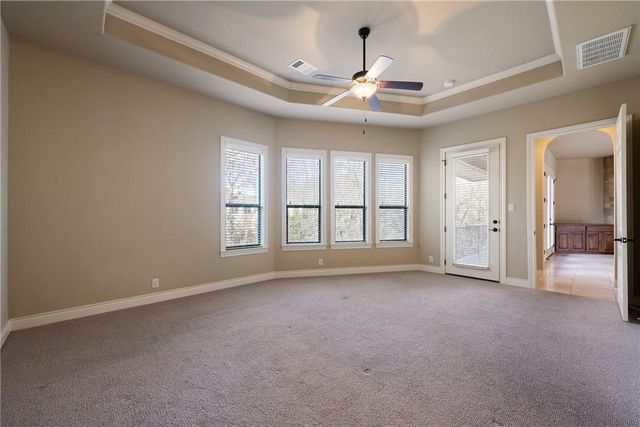 1 Chandon LN, Lakeway, TX 78734