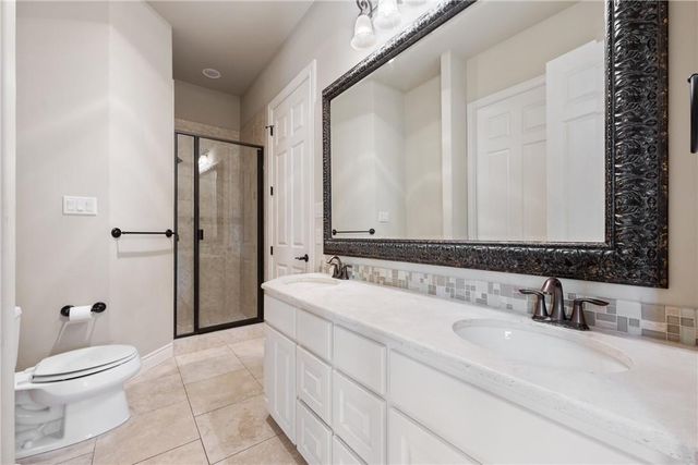 1 Chandon LN, Lakeway, TX 78734