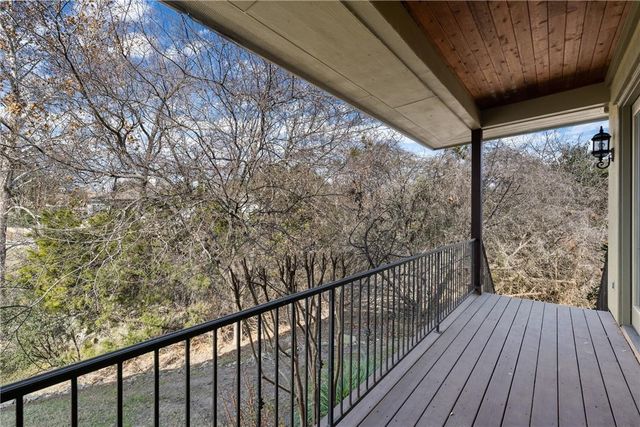 1 Chandon LN, Lakeway, TX 78734