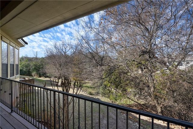 1 Chandon LN, Lakeway, TX 78734