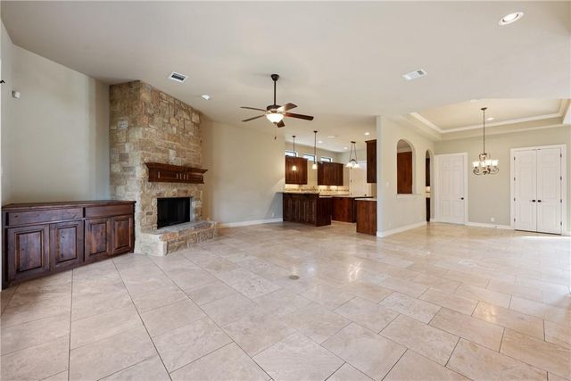1 Chandon LN, Lakeway, TX 78734