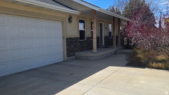 430 E 100 N, Mt Pleasant, UT 84647