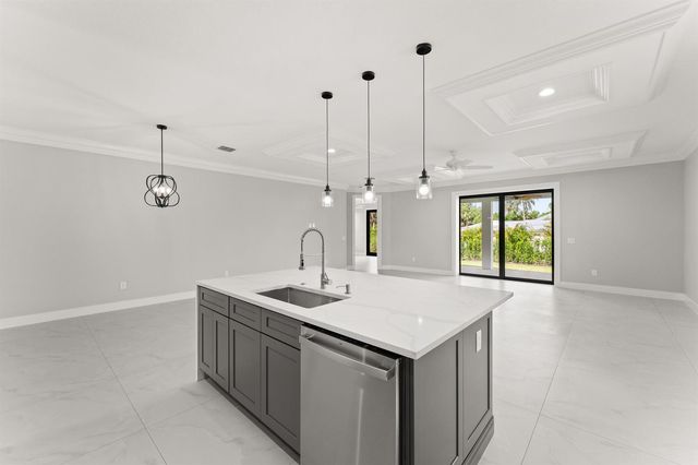 5460 SE Front Avenue, Stuart, FL 34997