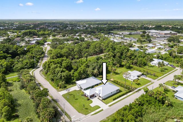 5460 SE Front Avenue, Stuart, FL 34997