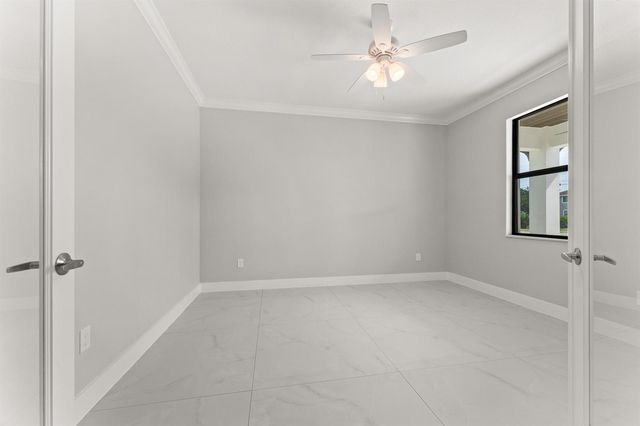 5460 SE Front Avenue, Stuart, FL 34997