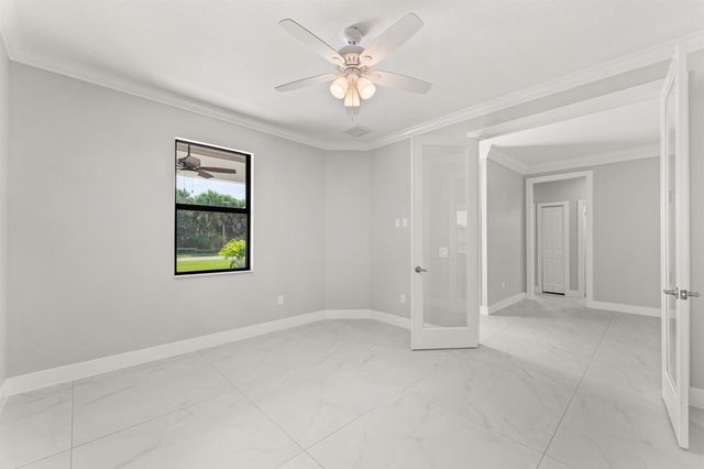 5460 SE Front Avenue, Stuart, FL 34997