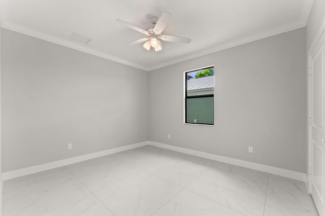 5460 SE Front Avenue, Stuart, FL 34997