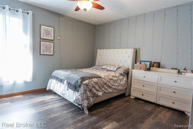 816 Seager Street, Commerce Twp, MI 48390