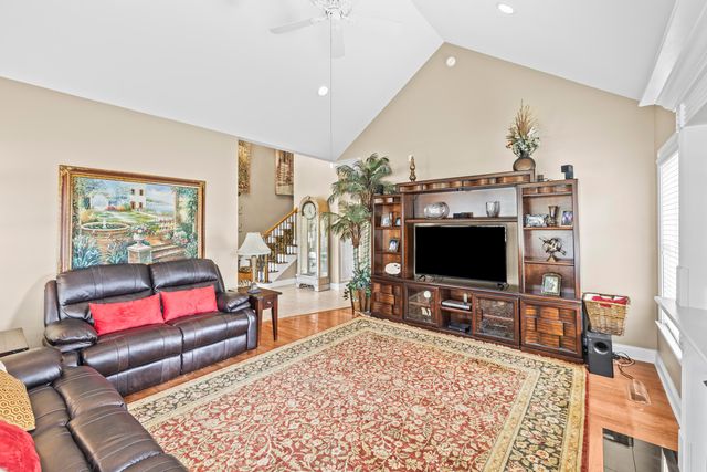 3706 Bentwood Cove Drive, Apison, TN 37302
