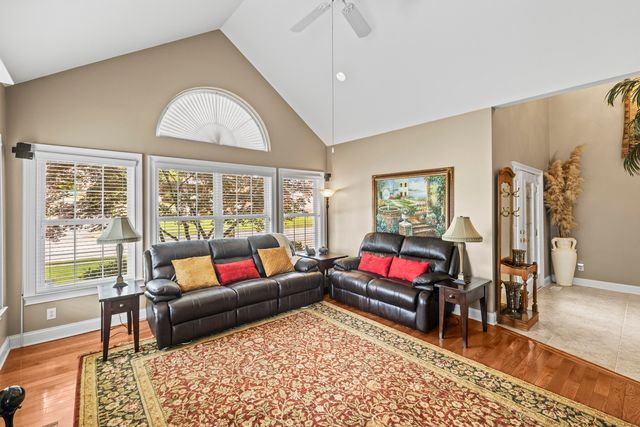 3706 Bentwood Cove Drive, Apison, TN 37302