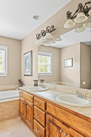 3706 Bentwood Cove Drive, Apison, TN 37302