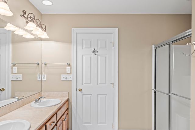3706 Bentwood Cove Drive, Apison, TN 37302