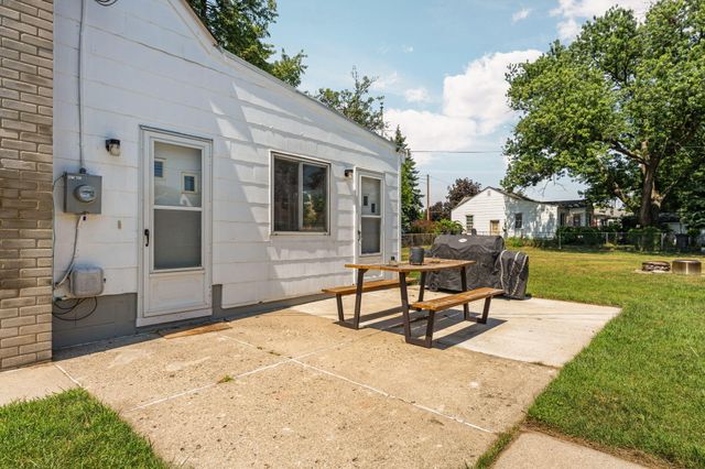 20402 Inkster Road, Redford, MI 48240