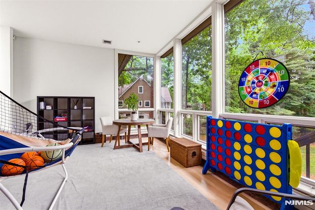 565 Green Lane, River Vale, NJ 07675