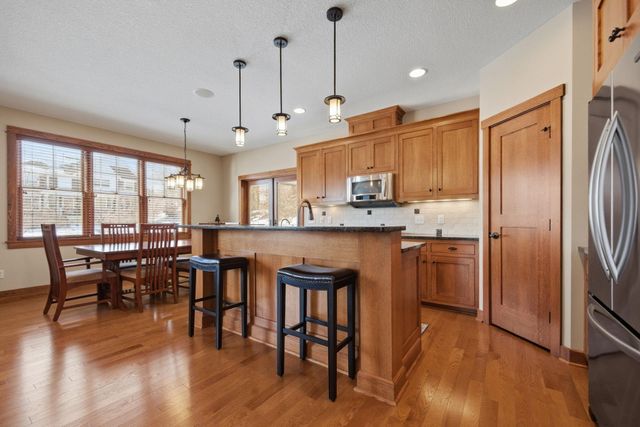 15579 Duck Trail Lane, Apple Valley, MN 55124