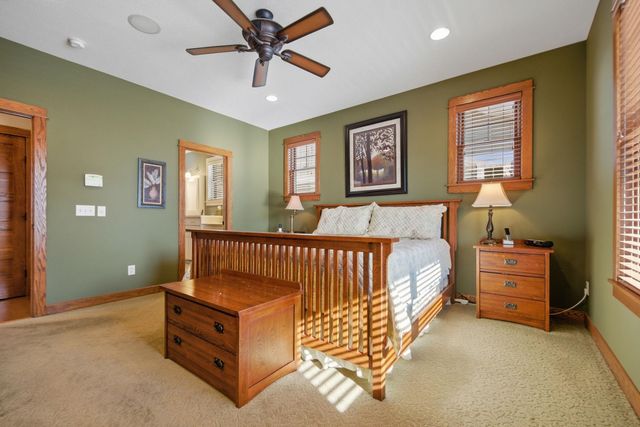 15579 Duck Trail Lane, Apple Valley, MN 55124