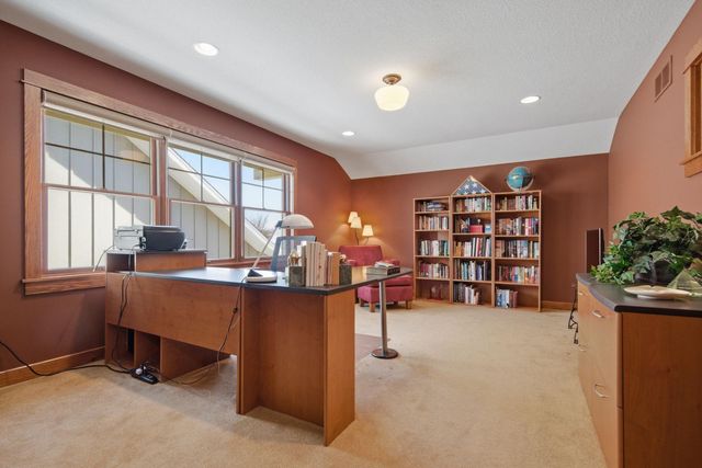 15579 Duck Trail Lane, Apple Valley, MN 55124