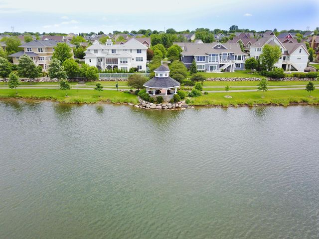 15579 Duck Trail Lane, Apple Valley, MN 55124