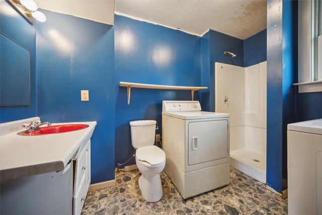 808 E Dunham Avenue, Des Moines, IA 50315