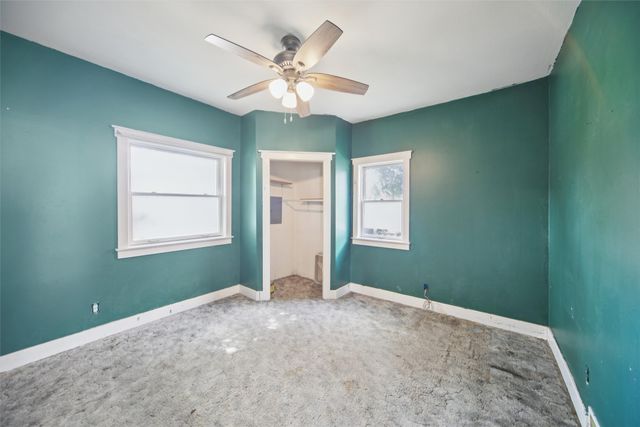 808 E Dunham Avenue, Des Moines, IA 50315