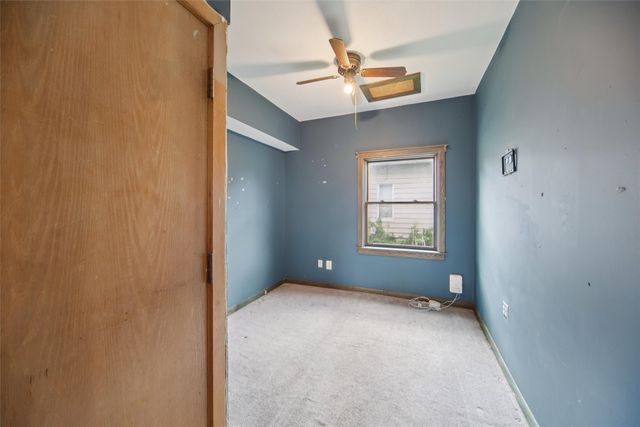 808 E Dunham Avenue, Des Moines, IA 50315
