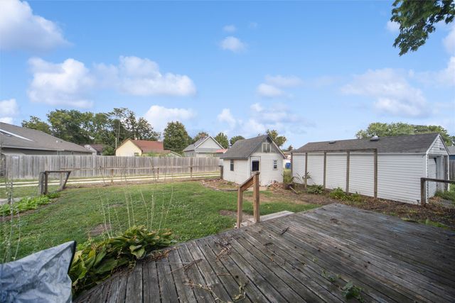 808 E Dunham Avenue, Des Moines, IA 50315