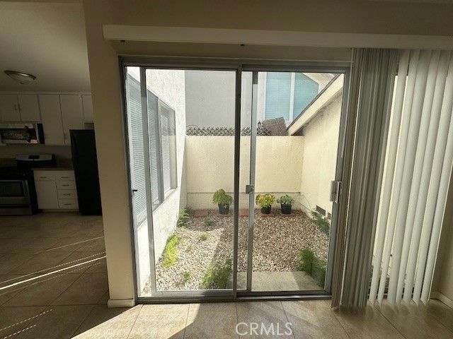 660 Martinique, Newbury Park (thousand Oaks), CA 91320