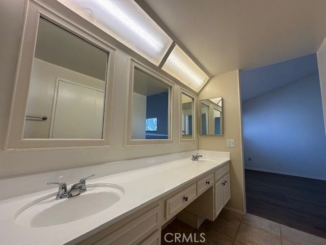 660 Martinique, Newbury Park (thousand Oaks), CA 91320