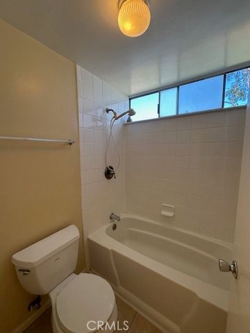 660 Martinique, Newbury Park (thousand Oaks), CA 91320