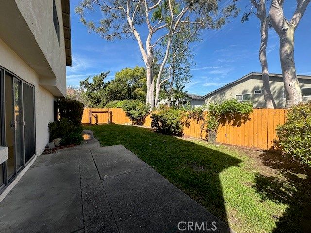 660 Martinique, Newbury Park (thousand Oaks), CA 91320